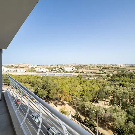 Luxury Double Bed With View - By Hostmt St. Paul's Bay