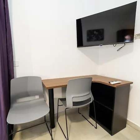 Luxury Double Bed With View - By Hostmt * San Pawl il-Baħar